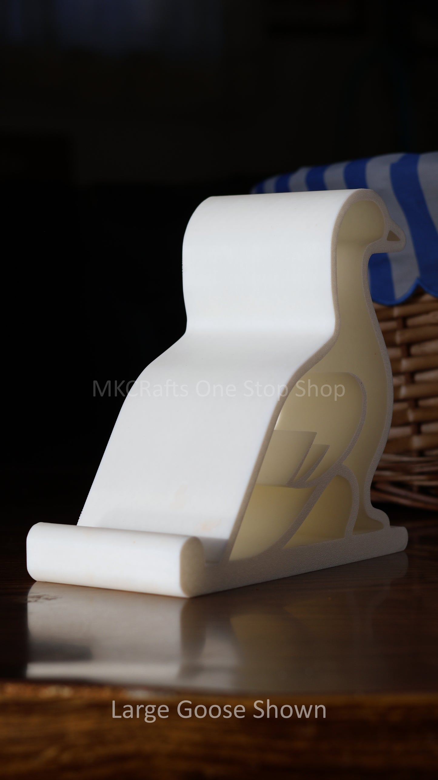 3D Printed Goose Multi-Use Holder Phone/Tablet/Book etc.
