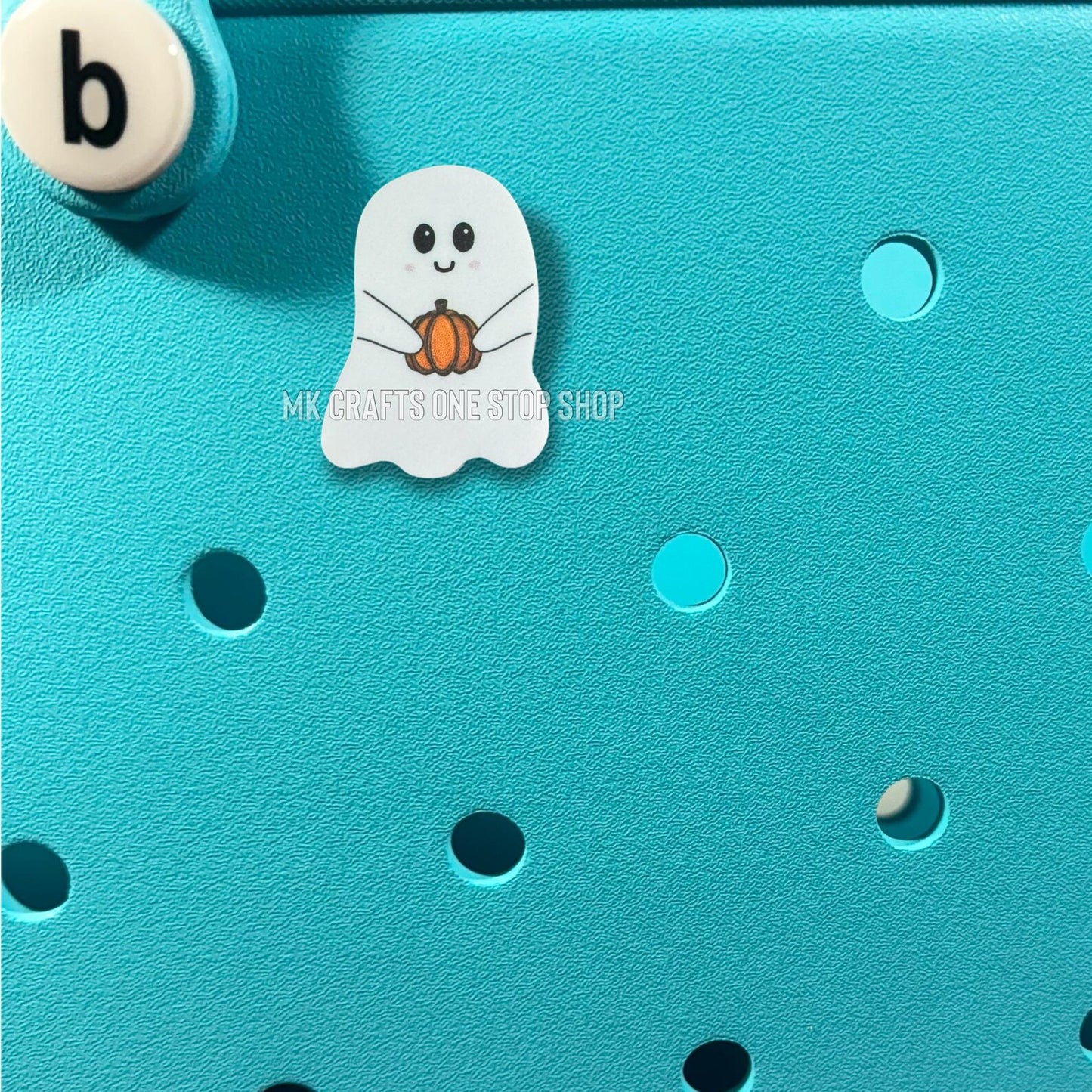 1.5" Ghost Holding Pumpkin Bogg Bag Charm
